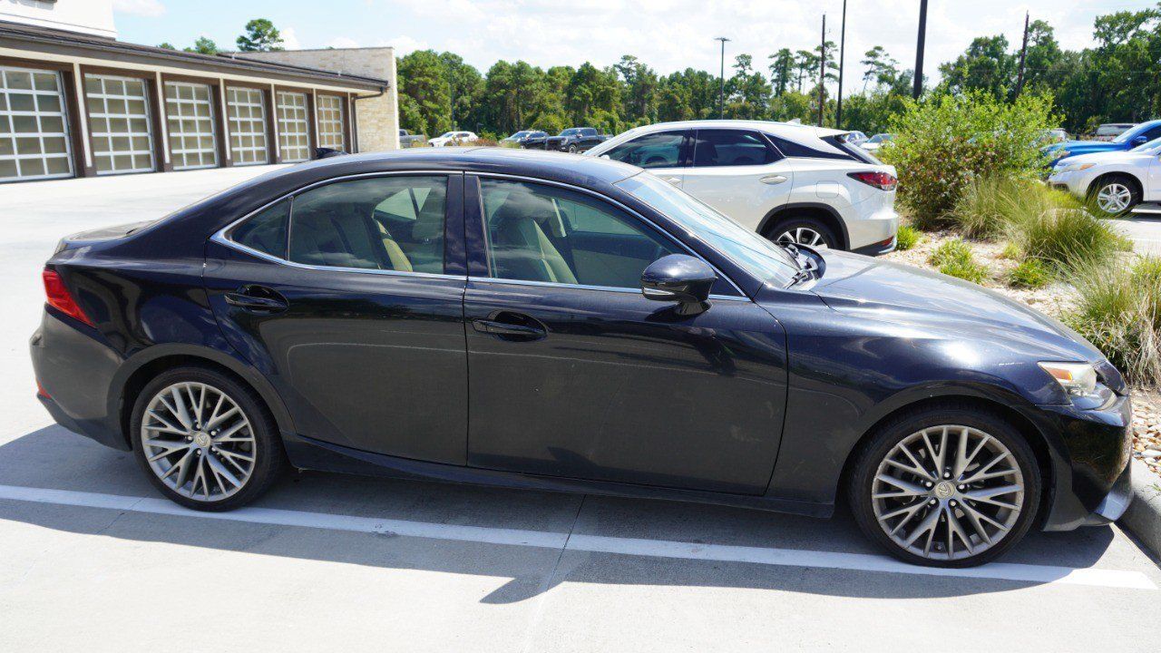 Used 2014 Lexus IS 250 w/ Premium Package RWD image 4