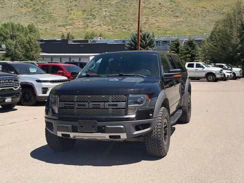 Used 2014 Ford F150 Raptor w/ Equipment Group 801A Luxury AWD/4WD image 3