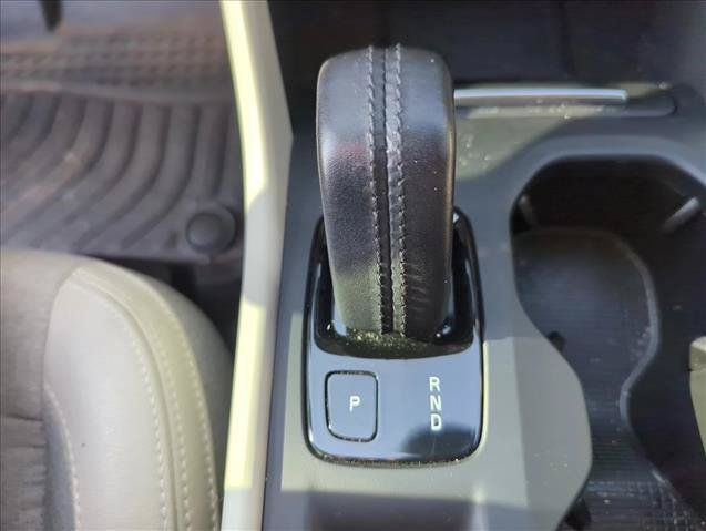 Used 2020 Volvo XC40 T5 Momentum AWD/4WD image 18