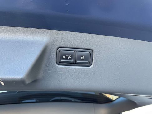 Used 2025 Hyundai Santa Fe SEL image 29