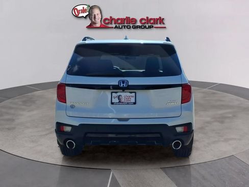 Used 2023 Honda Passport Elite image 4
