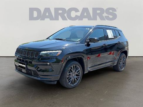Used 2023 Jeep Compass High Altitude w/ Driver Assist Group I AWD/4WD image 3