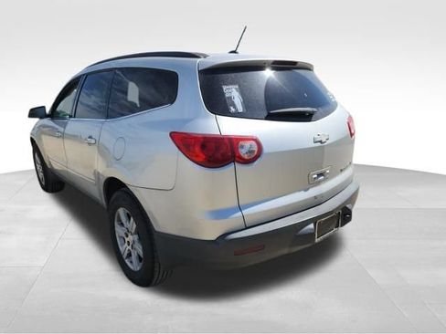 Used 2012 Chevrolet Traverse LT FWD image 5