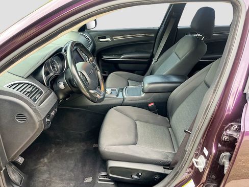 Used 2020 Chrysler 300 Touring w/ Sport Appearance Package RWD image 20