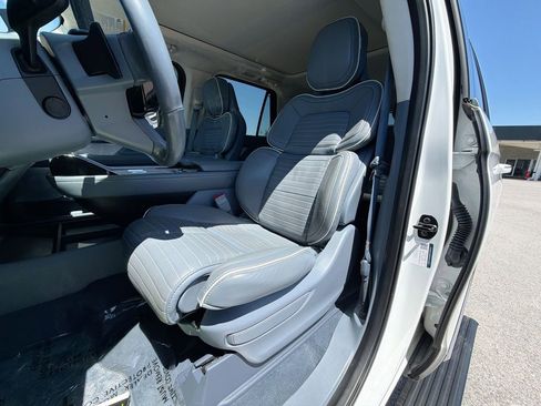Used 2023 Lincoln Navigator Black Label AWD/4WD image 15