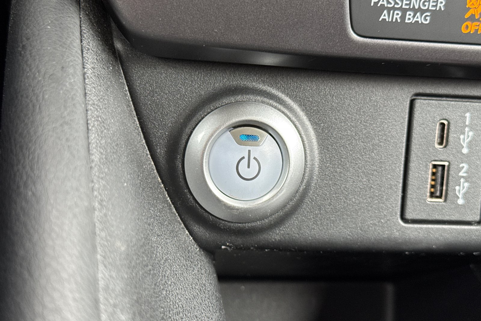 Used 2025 Nissan Leaf S FWD image 35