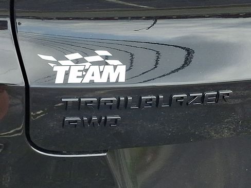 Used 2022 Chevrolet TrailBlazer RS w/ Sun and Liftgate Package AWD/4WD image 33