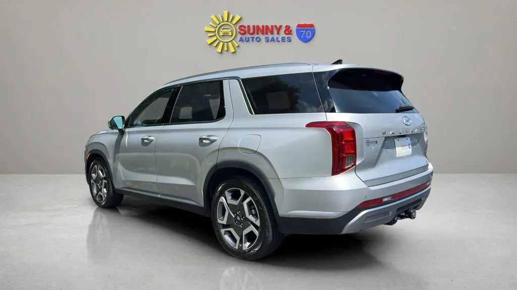 Used 2023 Hyundai Palisade SEL w/ Premium Package AWD/4WD image 6