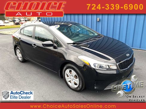 Used 2017 Kia Forte LX image 1