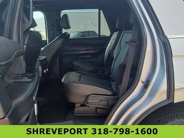 Used 2021 Ford Expedition Limited RWD image 26