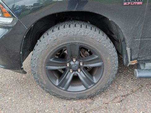 Used 2017 RAM 1500 Sport w/ Black Ram 1500 Sport Group AWD/4WD image 2