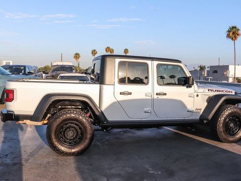 Used 2022 Jeep Gladiator Rubicon w/ Trailer Tow Package AWD/4WD image 13