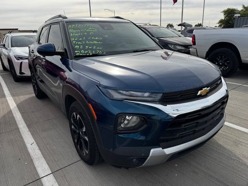 Used 2021 Chevrolet TrailBlazer LT w/ Convenience Package image 5