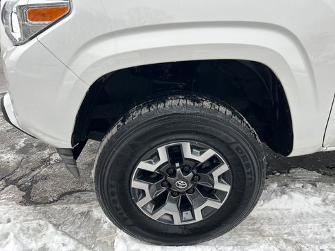 Certified 2023 Toyota Tacoma SR image 28