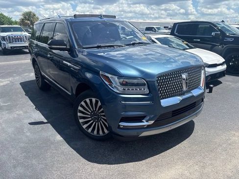 Used 2019 Lincoln Navigator Reserve w/ Cargo Package AWD/4WD image 3