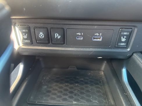 Used 2023 Nissan Frontier SV w/ SV Convenience Package image 14