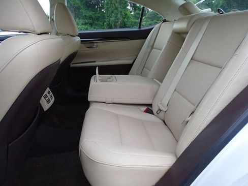 Used 2018 Lexus ES 350 w/ Premier Package FWD image 20