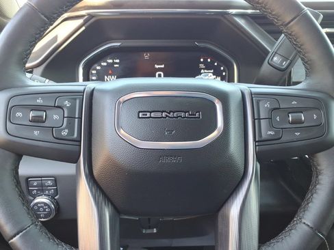 Used 2025 GMC Sierra 3500 Denali Ultimate AWD/4WD image 40