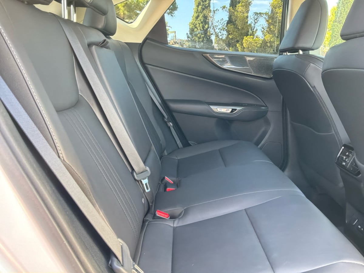 Used 2022 Lexus NX 350 AWD image 21