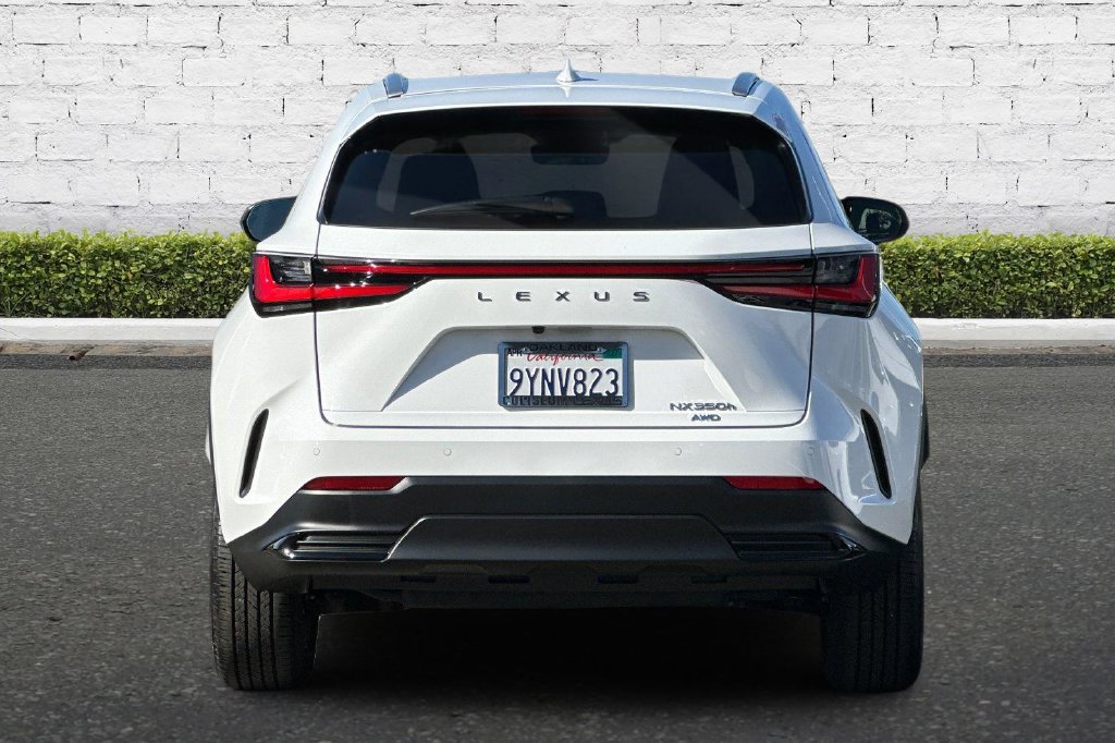 Used 2026 Lexus NX 350h AWD w/ Accessory Package (Z1) image 5