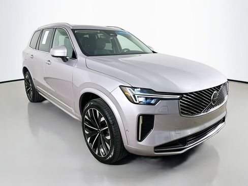 Used 2026 Volvo XC90 B6 Plus w/ Protection Package Premier AWD/4WD image 3