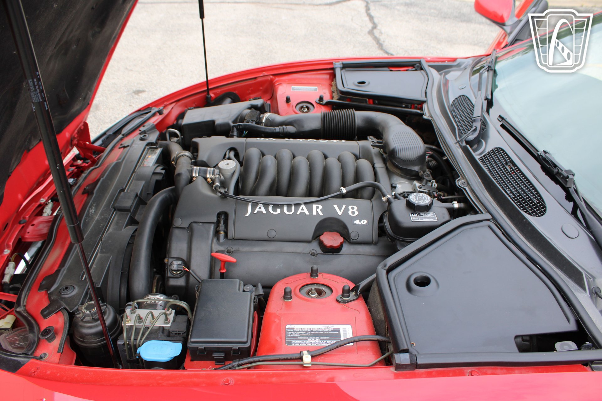 Used 2000 Jaguar XK8 Convertible RWD image 12