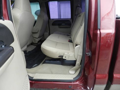 Used 2006 Ford F250 XLT AWD/4WD image 10