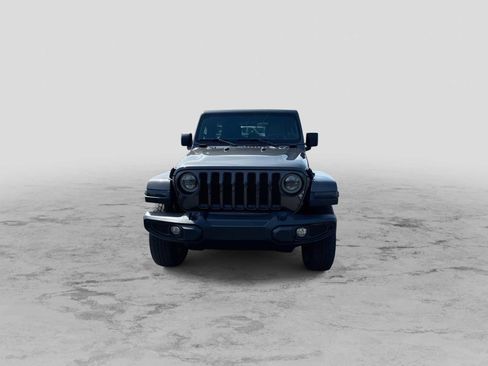 Used 2021 Jeep Wrangler Unlimited Sahara AWD/4WD image 3