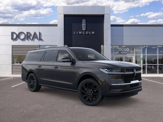 New 2026 Lincoln Navigator L Reserve w/ Jet Appearance Package AWD/4WD image 7