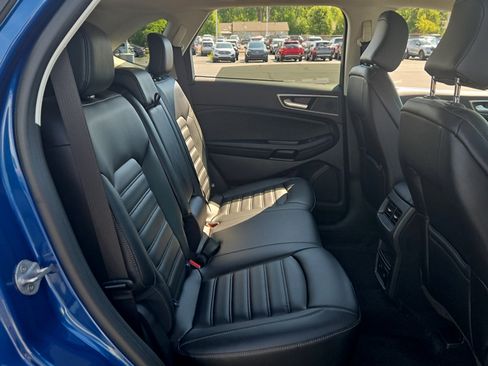Used 2023 Ford Edge SEL w/ Convenience Package AWD/4WD image 22