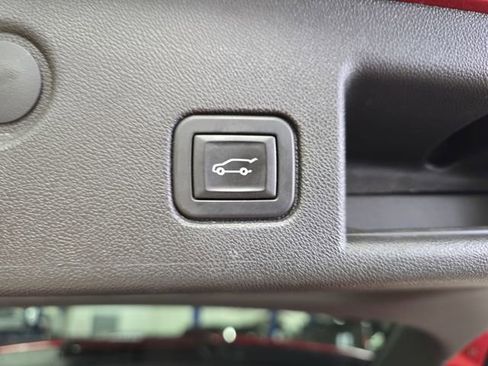 Used 2024 Chevrolet Equinox LT w/ LPO, Floor Liner Package image 13