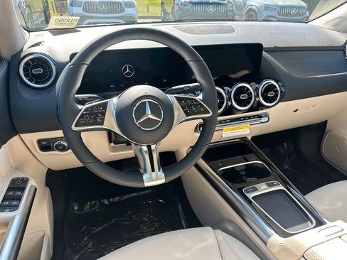 New 2026 Mercedes-Benz GLA 250 4MATIC image 25