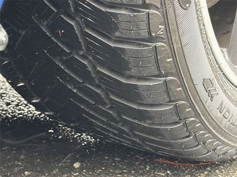 Used 2017 Ford Mustang Coupe image 19