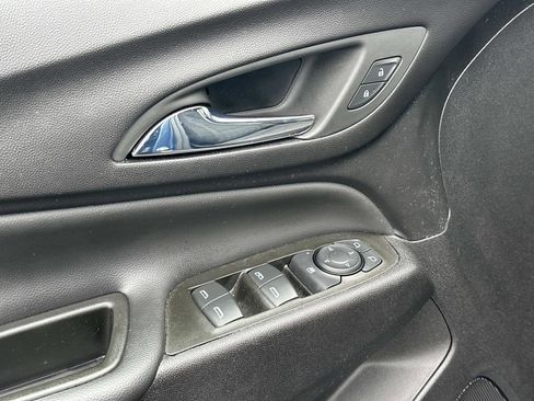 Certified 2024 Chevrolet Equinox LT w/ LPO, Floor Liner Package FWD image 15
