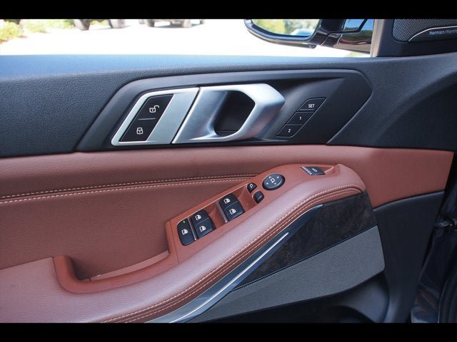 Used 2019 BMW X5 xDrive40i w/ Premium Package 2 AWD/4WD image 23