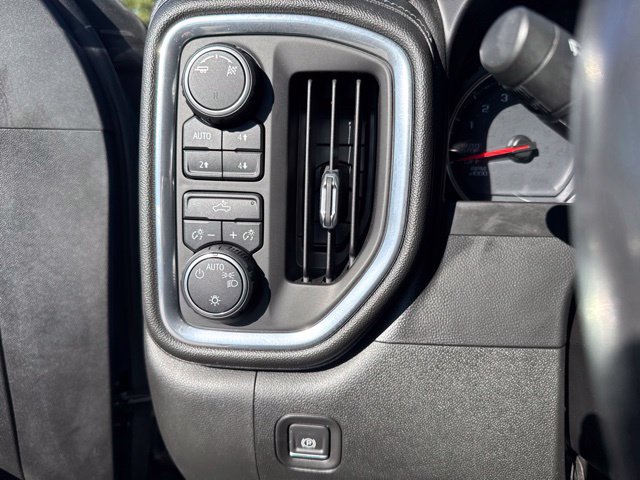 Used 2019 Chevrolet Silverado 1500 LT w/ All-Star Edition AWD/4WD image 26