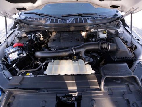 Used 2021 Ford F150 Lariat w/ Equipment Group 501A Mid image 10