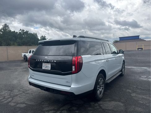 Used 2025 Ford Expedition Max Active image 5
