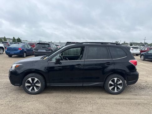 Used 2018 Subaru Forester 2.5i Limited AWD/4WD image 12