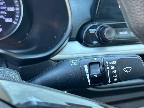 Used 2021 Kia Forte LXS FWD image 38