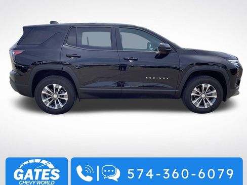 Used 2026 Chevrolet Equinox LT FWD image 10
