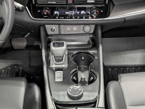 Used 2021 Nissan Rogue SV w/ Premium Package AWD/4WD image 20