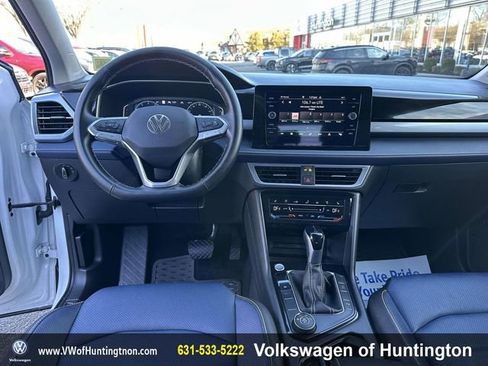 Certified 2025 Volkswagen Taos SEL w/ Taos Adventure Package (SXB) image 22