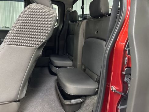 Used 2017 Nissan Frontier Desert Runner RWD image 21