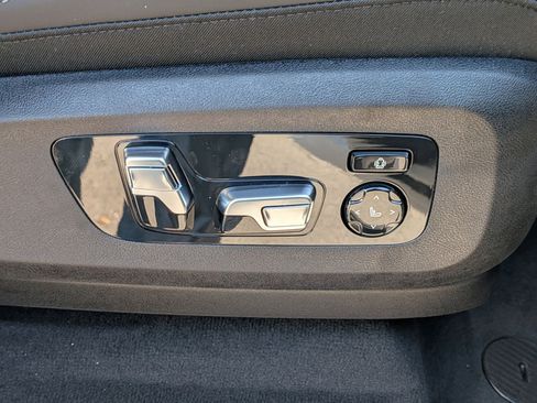 New 2026 BMW X5 xDrive40i w/ Climate Comfort Package image 39