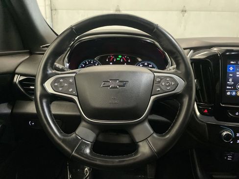 Used 2023 Chevrolet Traverse RS w/ LPO, Floor Liner Package FWD image 5