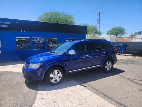 Used 2012 Dodge Journey SXT w/ Popular Equipment Group image 2
