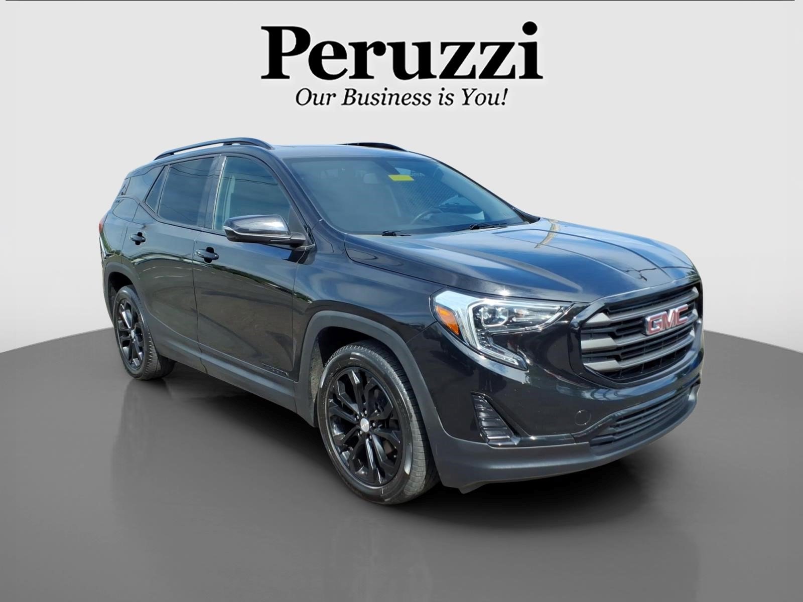 Used 2019 GMC Terrain SLE w/ Driver Convenience Package FWD image 1