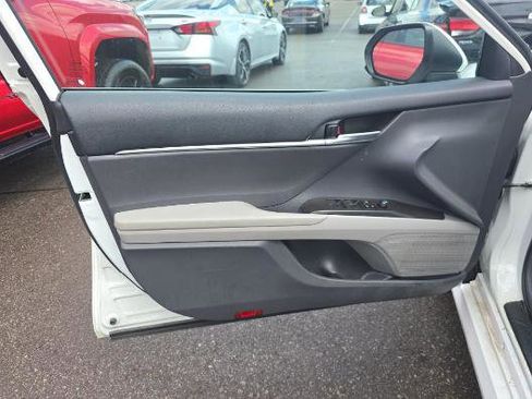 Used 2023 Toyota Camry LE FWD image 17