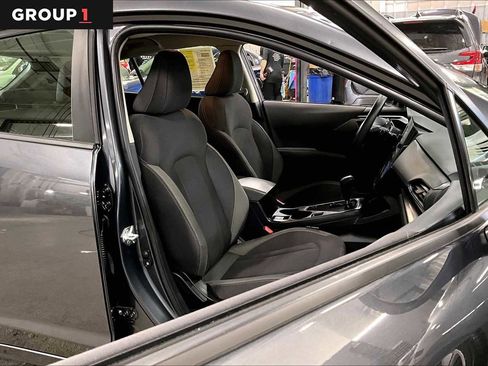 Certified 2024 Subaru Impreza 2.0i image 9